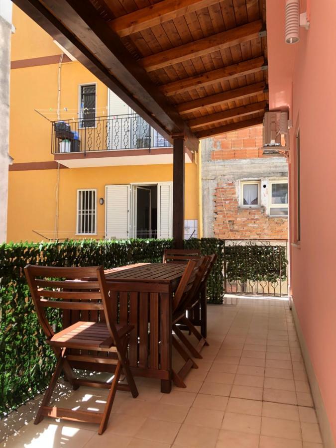 Holiday House In Lungomare Tysandros Giardini Naxos Villa Exterior foto